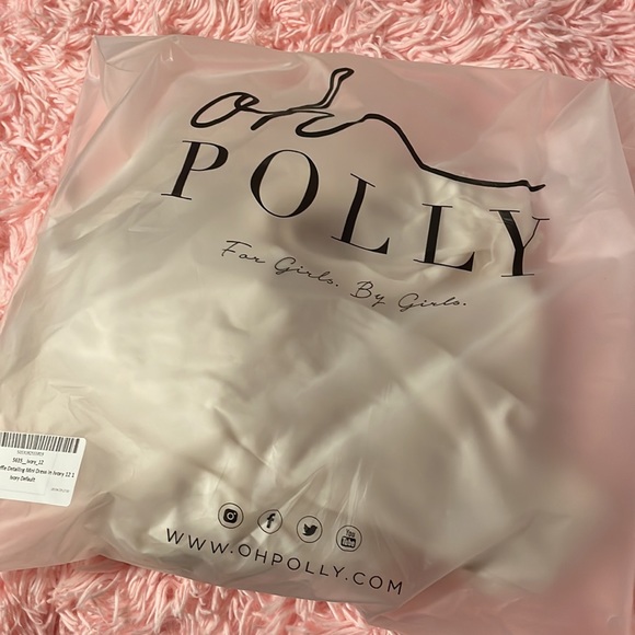 Oh Polly White Backless dress - Picture 3 of 3